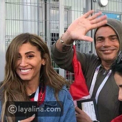 فيديو: عمرو دياب يرفض محاولة دينا الشربيني لإخفاء وجهه.. شاهد ما فعله