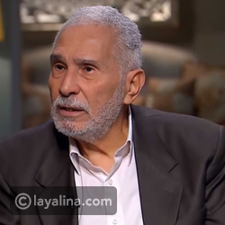 لحظة وصول جثمان الفنان عبد الرحمن أبو زهرة لأداء صلاة الجنازة عليه
