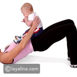 فيديو تمارين ممتعة لخسارة الوزن بمساعدة طفلك الرضيع!