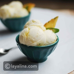 فيديو طريقة تحضير آيس كريم الأناناس الخفيف والصحي